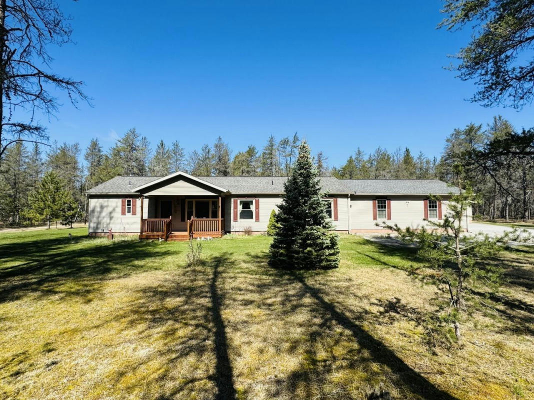991 N MANISTEE RIVER RD, GRAYLING, MI 49738, photo 1 of 31